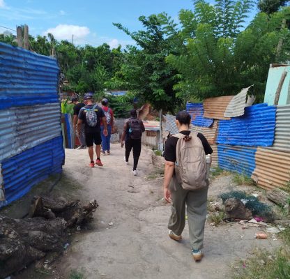 les rues des bangas à Mayotte